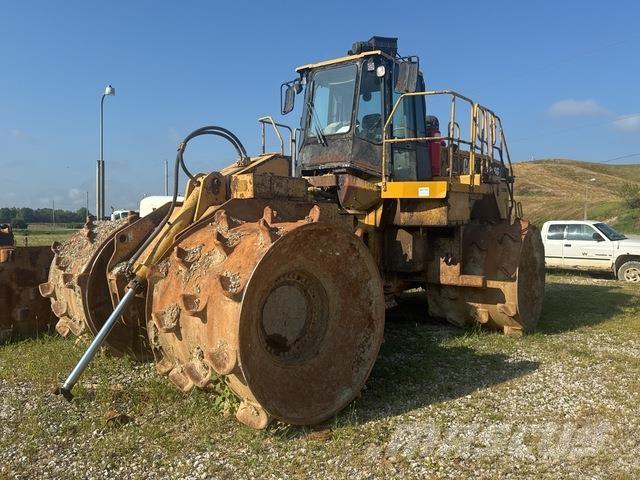 CAT 836G ضاغطات التربة