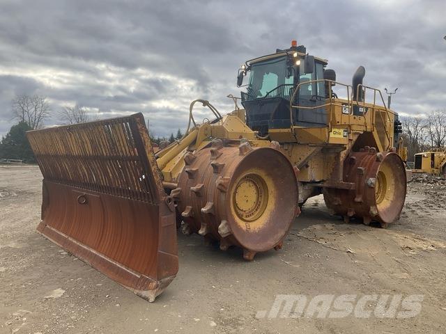 CAT 836K ضاغطات التربة