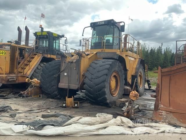 CAT 844H بلدوزرات بعجلات