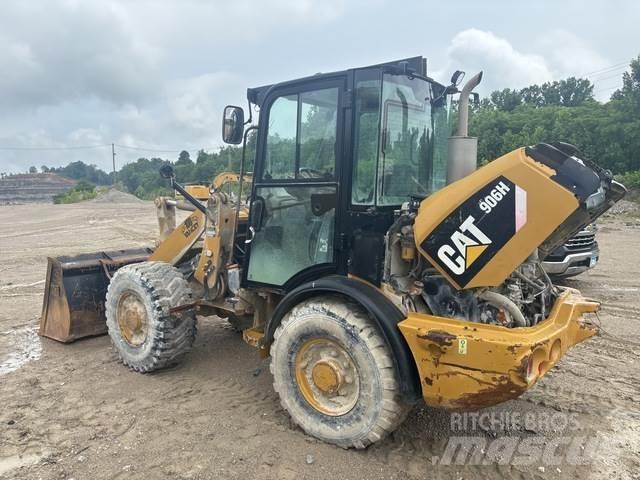 CAT 906H لوادر بعجل