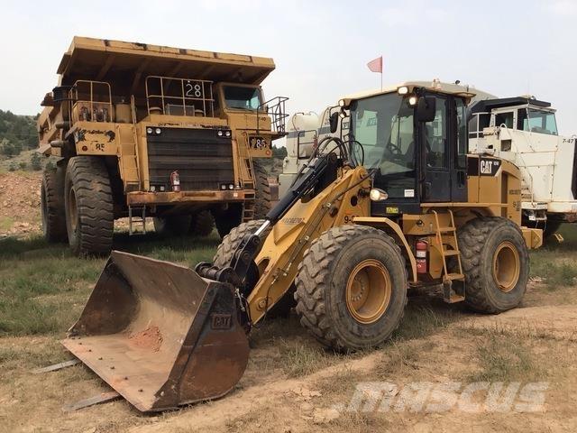 CAT 924H لوادر بعجل