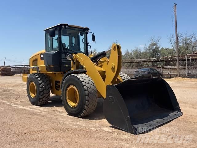 CAT 924K لوادر بعجل