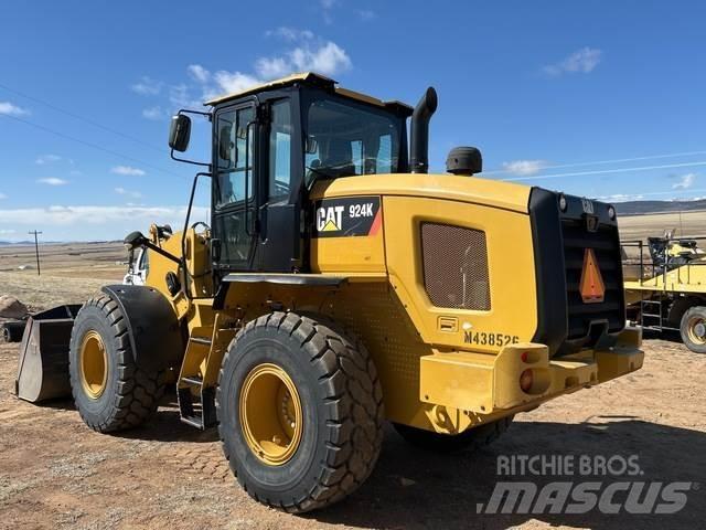 CAT 924K لوادر بعجل