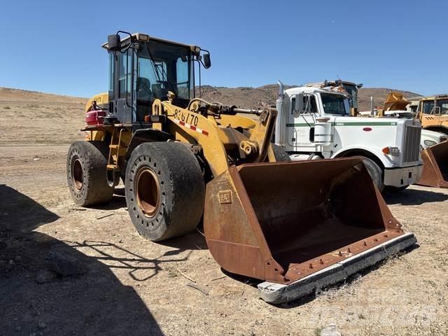 CAT 928G لوادر بعجل