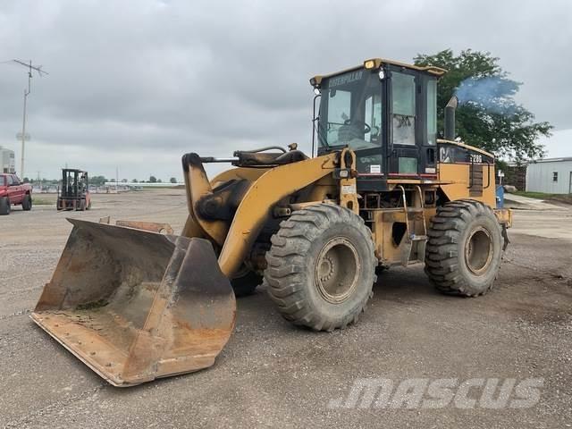 CAT 928G لوادر بعجل