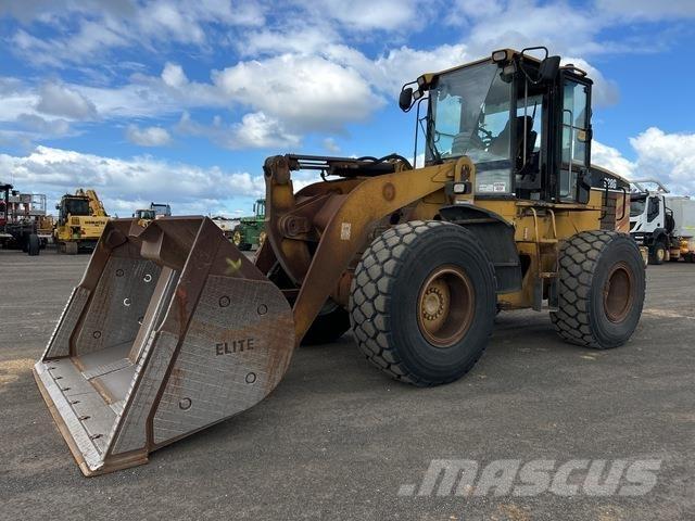 CAT 928G لوادر بعجل