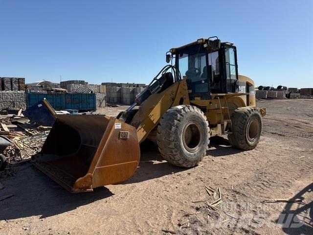 CAT 930G لوادر بعجل