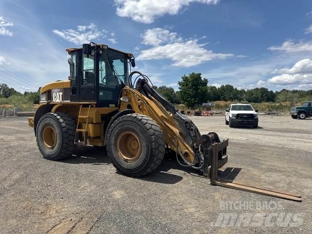 CAT 930G لوادر بعجل