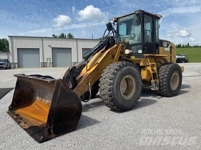 CAT 930H لوادر بعجل