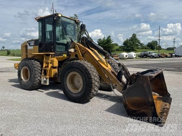 CAT 930H لوادر بعجل