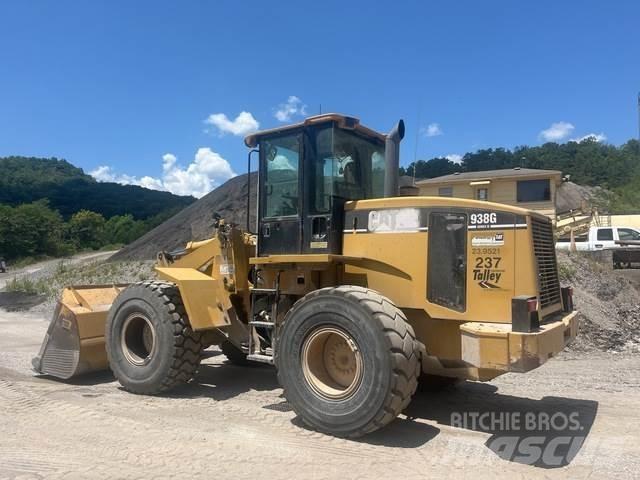 CAT 938GII لوادر بعجل
