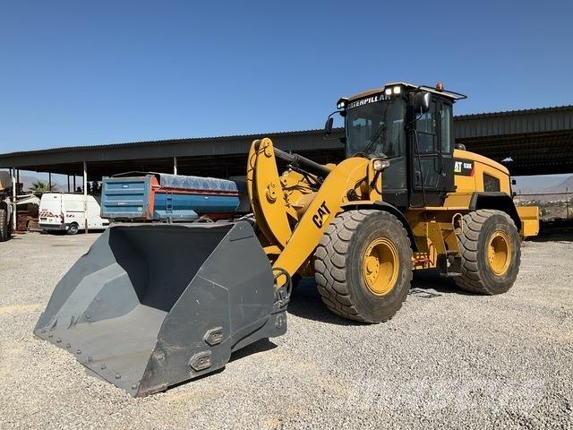 CAT 938K لوادر بعجل