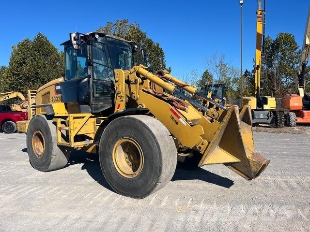 CAT 938M لوادر بعجل