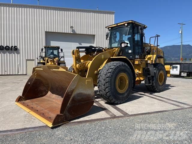 CAT 950 لوادر بعجل