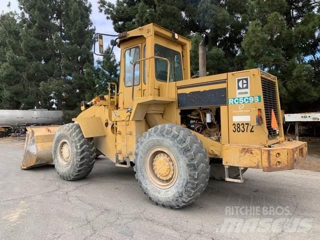 CAT 950B لوادر بعجل