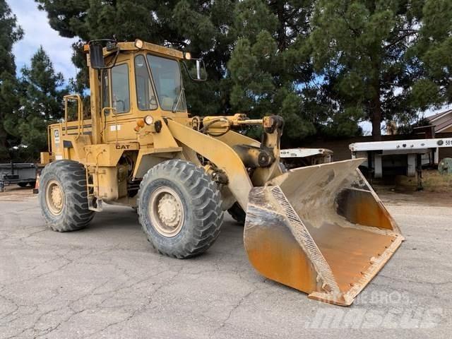 CAT 950B لوادر بعجل