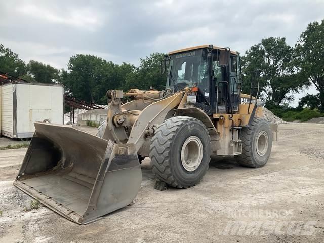CAT 950G لوادر بعجل