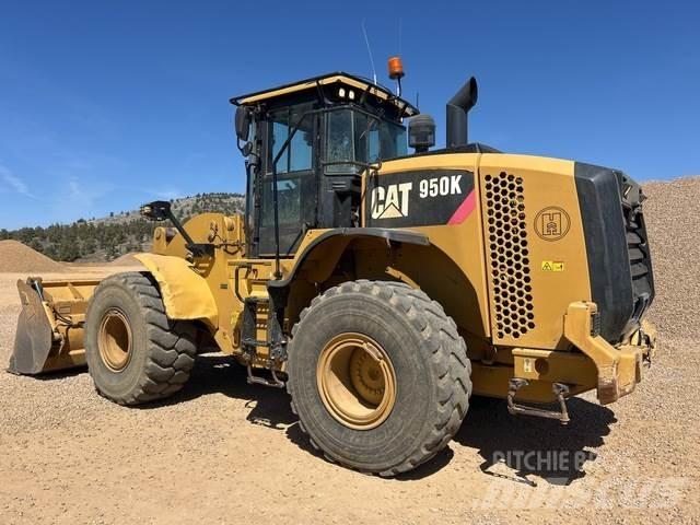 CAT 950K لوادر بعجل