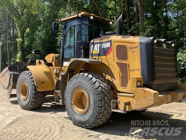 CAT 950M لوادر بعجل