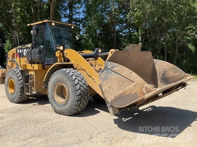 CAT 950M لوادر بعجل