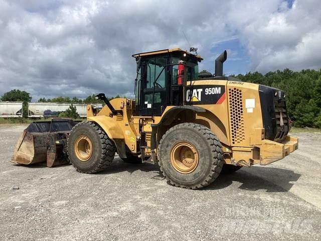 CAT 950M لوادر بعجل