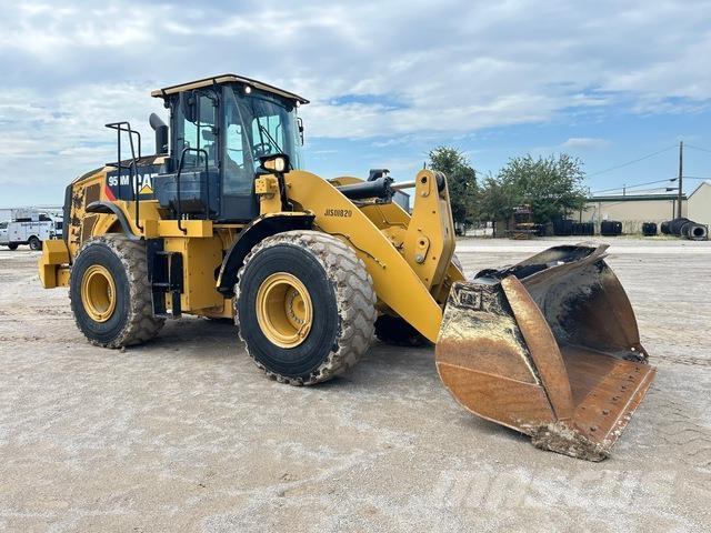 CAT 950M لوادر بعجل