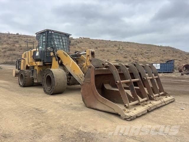CAT 950M لوادر بعجل