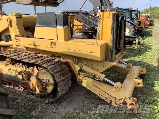 CAT 953C لوادر زحافة