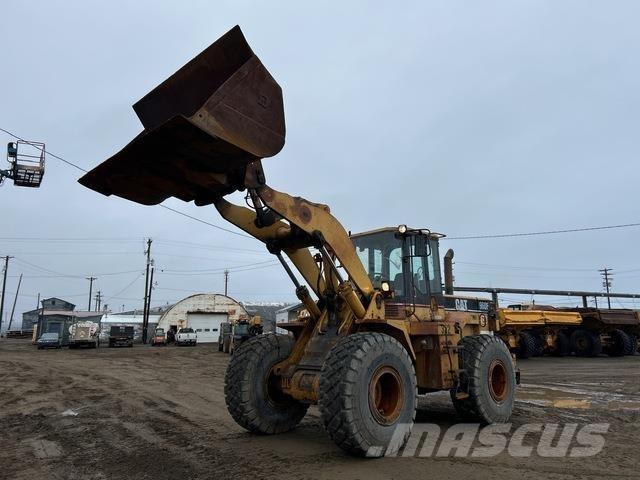 CAT 960F لوادر بعجل