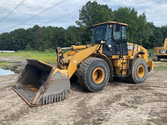 CAT 962H لوادر بعجل