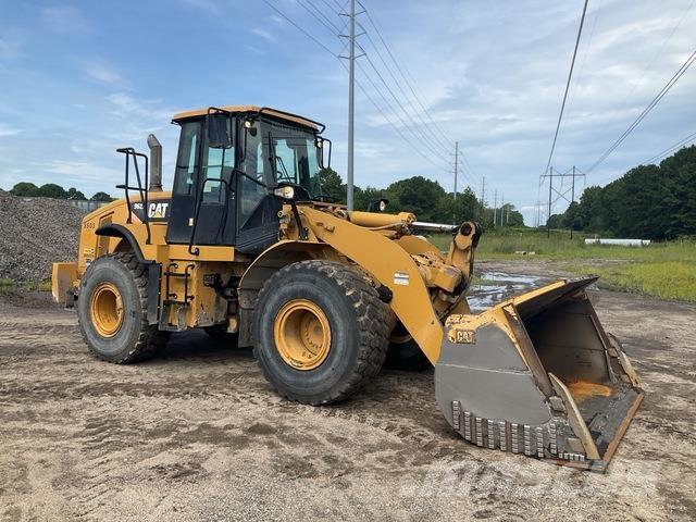 CAT 962H لوادر بعجل