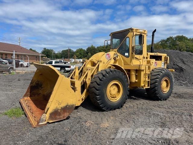 CAT 966C لوادر بعجل