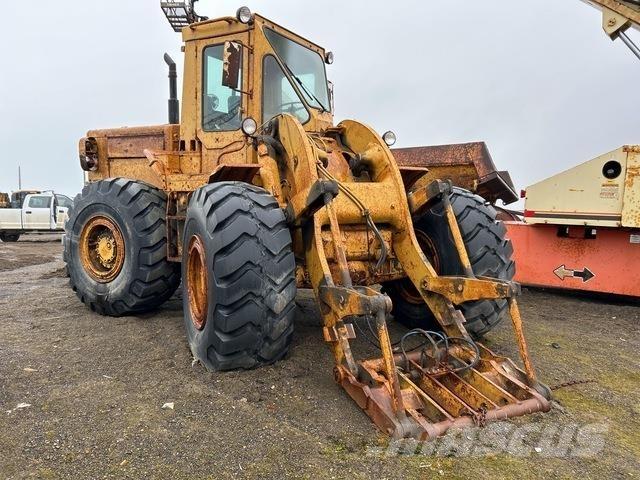 CAT 966C لوادر بعجل