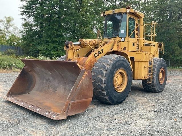 CAT 966D لوادر بعجل