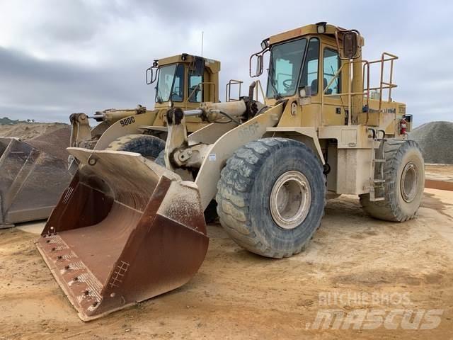 CAT 966F لوادر بعجل