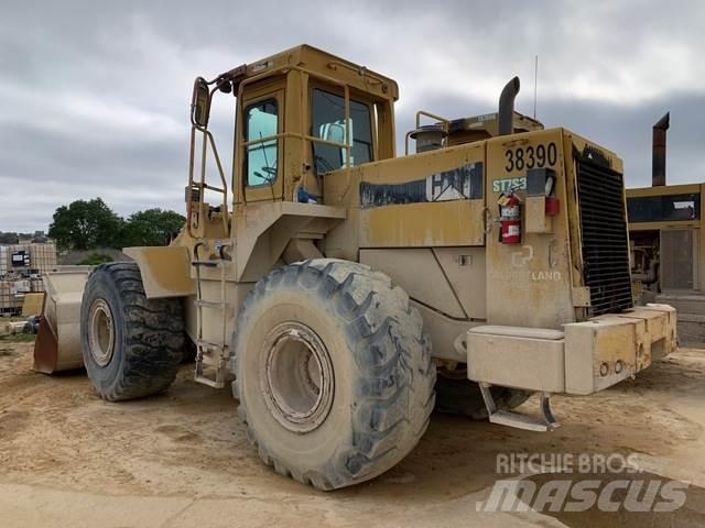 CAT 966F لوادر بعجل