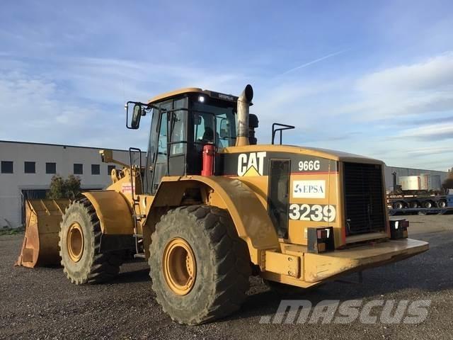 CAT 966G لوادر بعجل