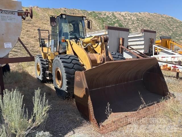 CAT 966G لوادر بعجل