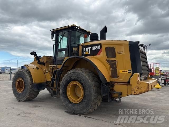 CAT 966M لوادر بعجل