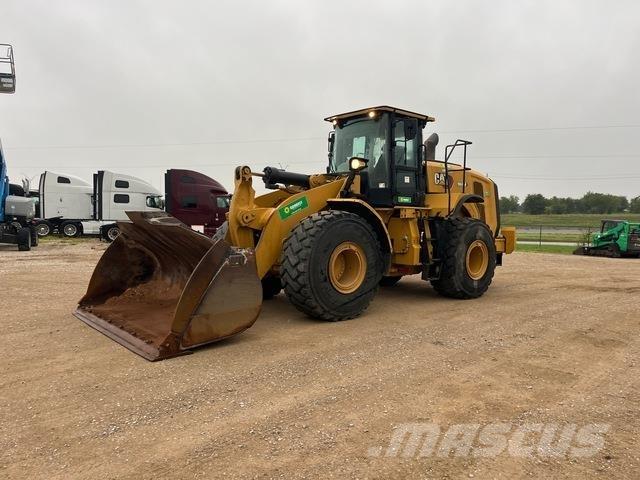 CAT 966M لوادر بعجل