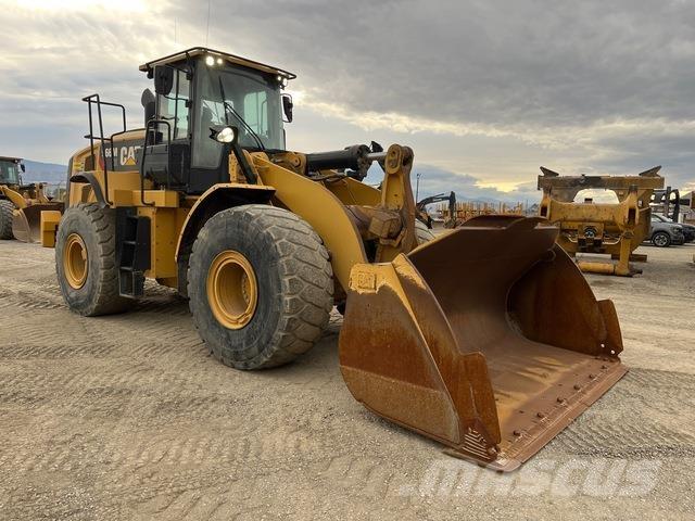 CAT 966M XE لوادر بعجل