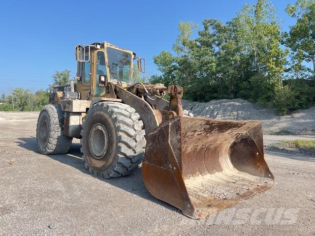 CAT 970F لوادر بعجل
