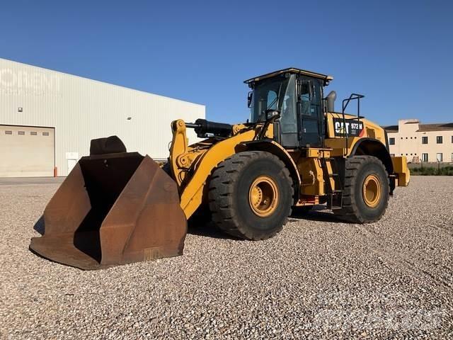 CAT 972M XE لوادر بعجل