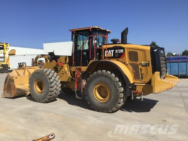 CAT 972M XE لوادر بعجل