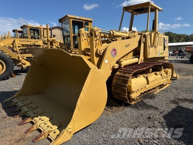 CAT 973 Crawler loaders