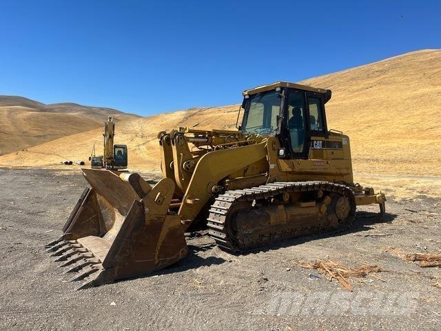 CAT 973C لوادر زحافة