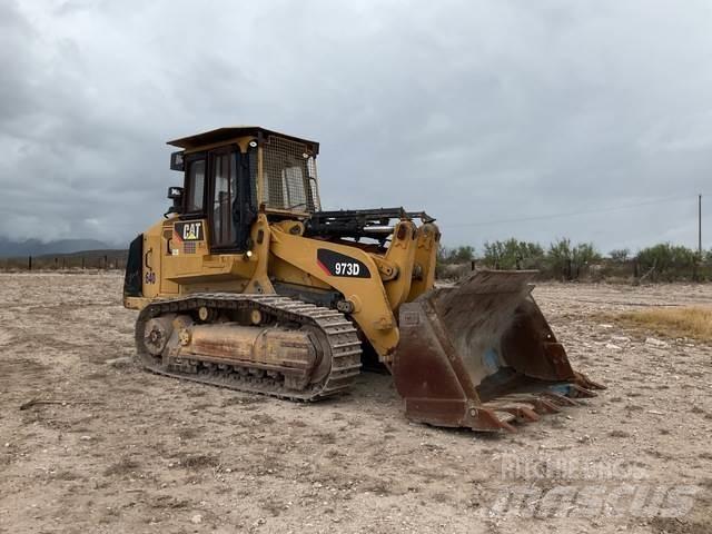 CAT 973D لوادر زحافة