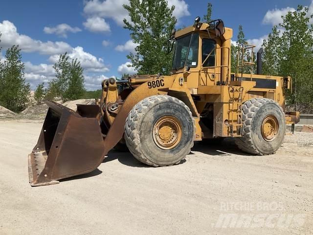 CAT 980C لوادر بعجل