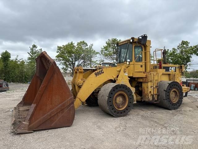 CAT 980C لوادر بعجل