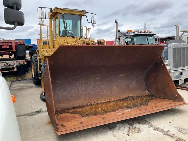 CAT 980C لوادر بعجل